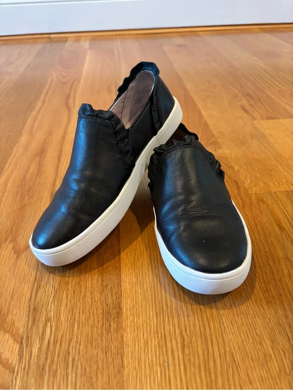Kate Spade Slip-On Ruffle-Trim Leather Sneaker - Black